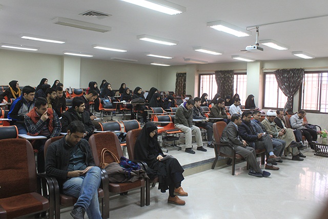 تریبون آزاد با موضوع دانشجو وانتخابات برگزار شد.
