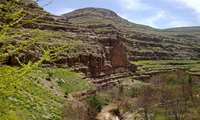 اردوی فرهنگی ورزشی دره بهشت (روستای زوارم ) با حضور دانشجویان دختر دانشگاه برگزار شد